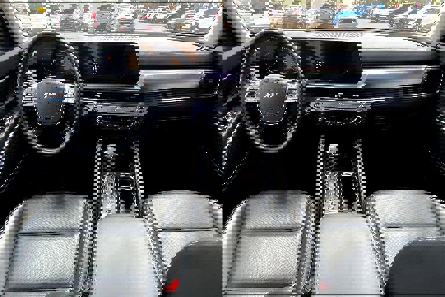 Used 2025 Kia Telluride S image 14