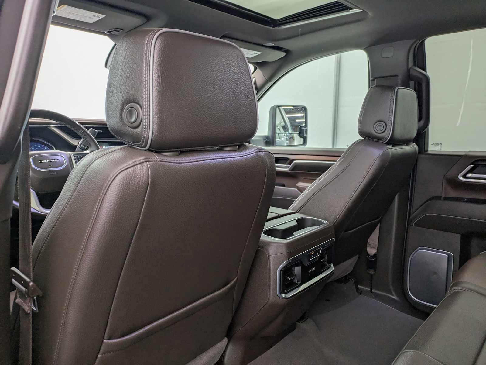Used 2025 GMC Sierra 2500 Denali w/ Denali Reserve Package image 20