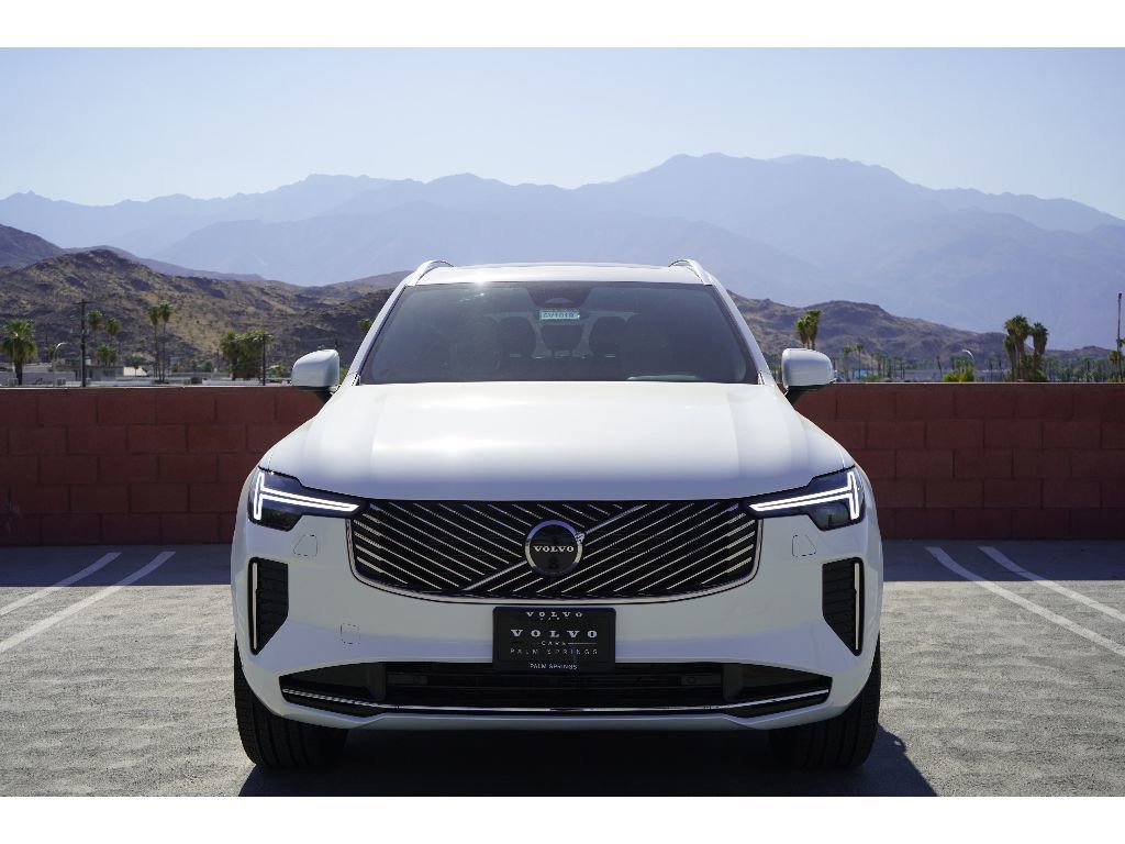 New 2026 Volvo XC90 B6 Plus w/ Protection Package Premier image 5