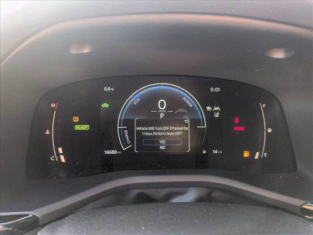 Used 2025 Toyota Camry SE w/ Convenience Package image 11