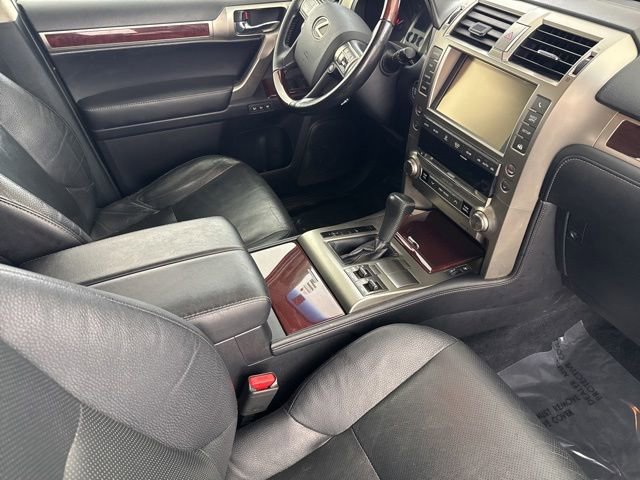 Used 2015 Lexus GX 460 w/ Premium Package AWD/4WD image 22