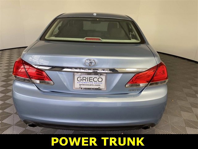 Used 2011 Toyota Avalon Limited image 7
