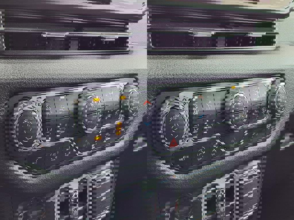 Certified 2024 Jeep Wrangler Sport S image 11