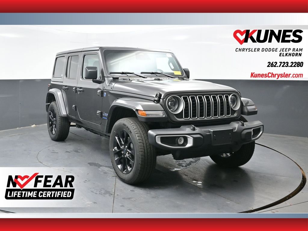 Used 2025 Jeep Wrangler Unlimited Sahara w/ Safety Group AWD/4WD image 1
