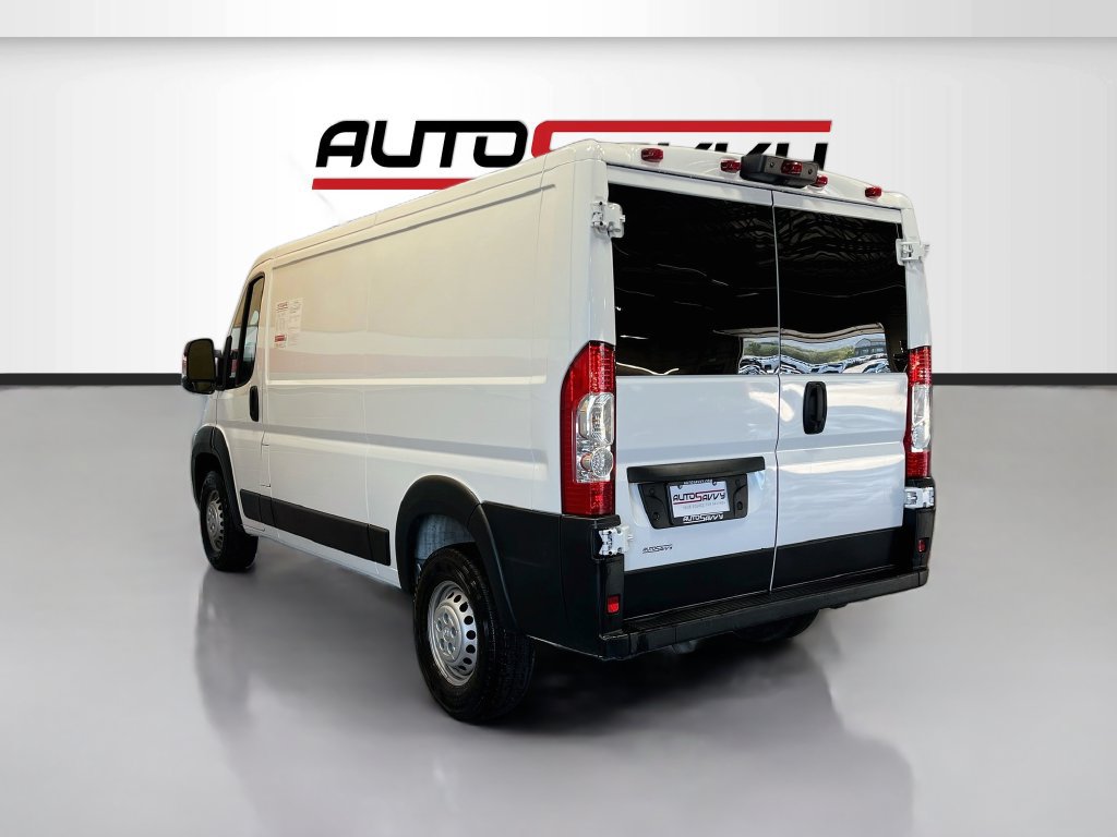 Used 2025 RAM ProMaster 2500 w/ U-Haul Equipment Group FWD image 5