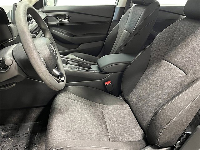 New 2025 Honda Accord SE image 12