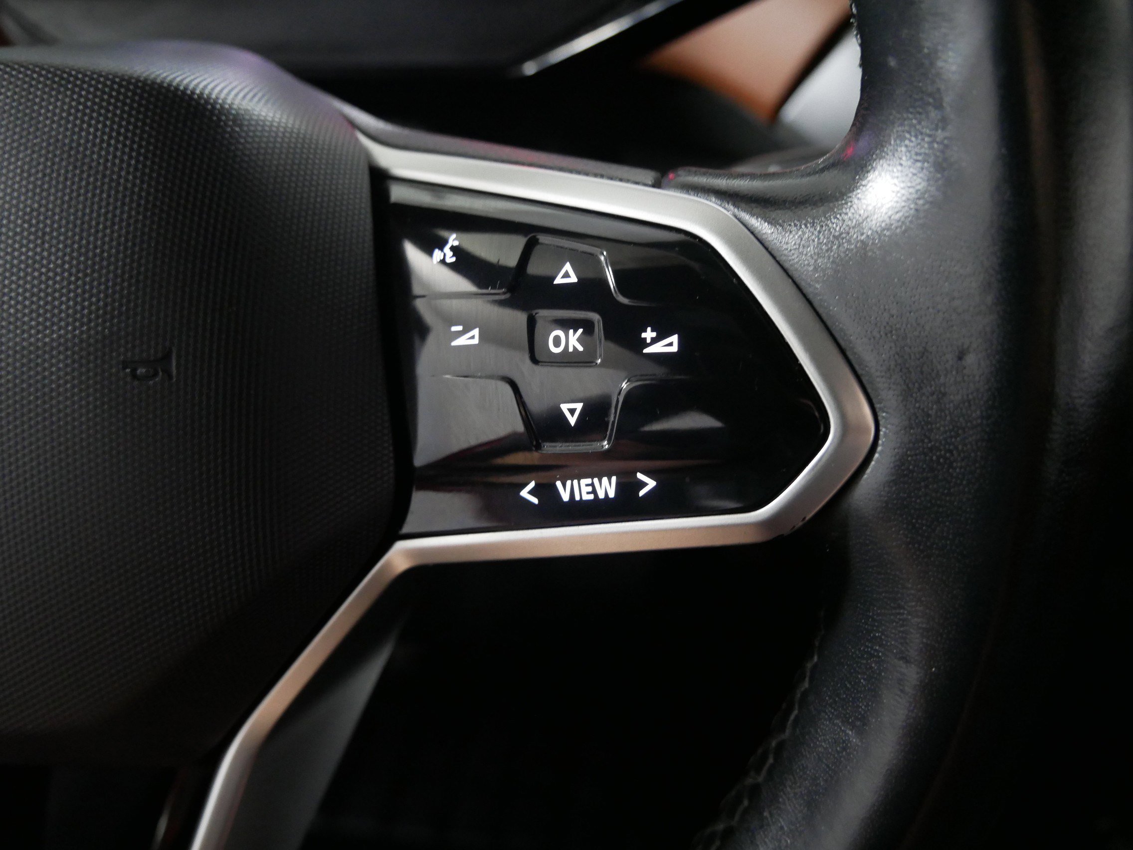 Certified 2021 Volkswagen ID.4 Pro S w/ Gradient Package image 28