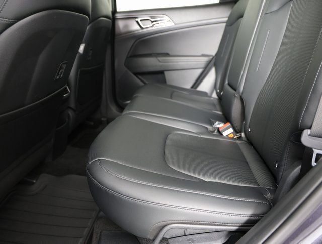 New 2026 Kia Sportage SX image 9