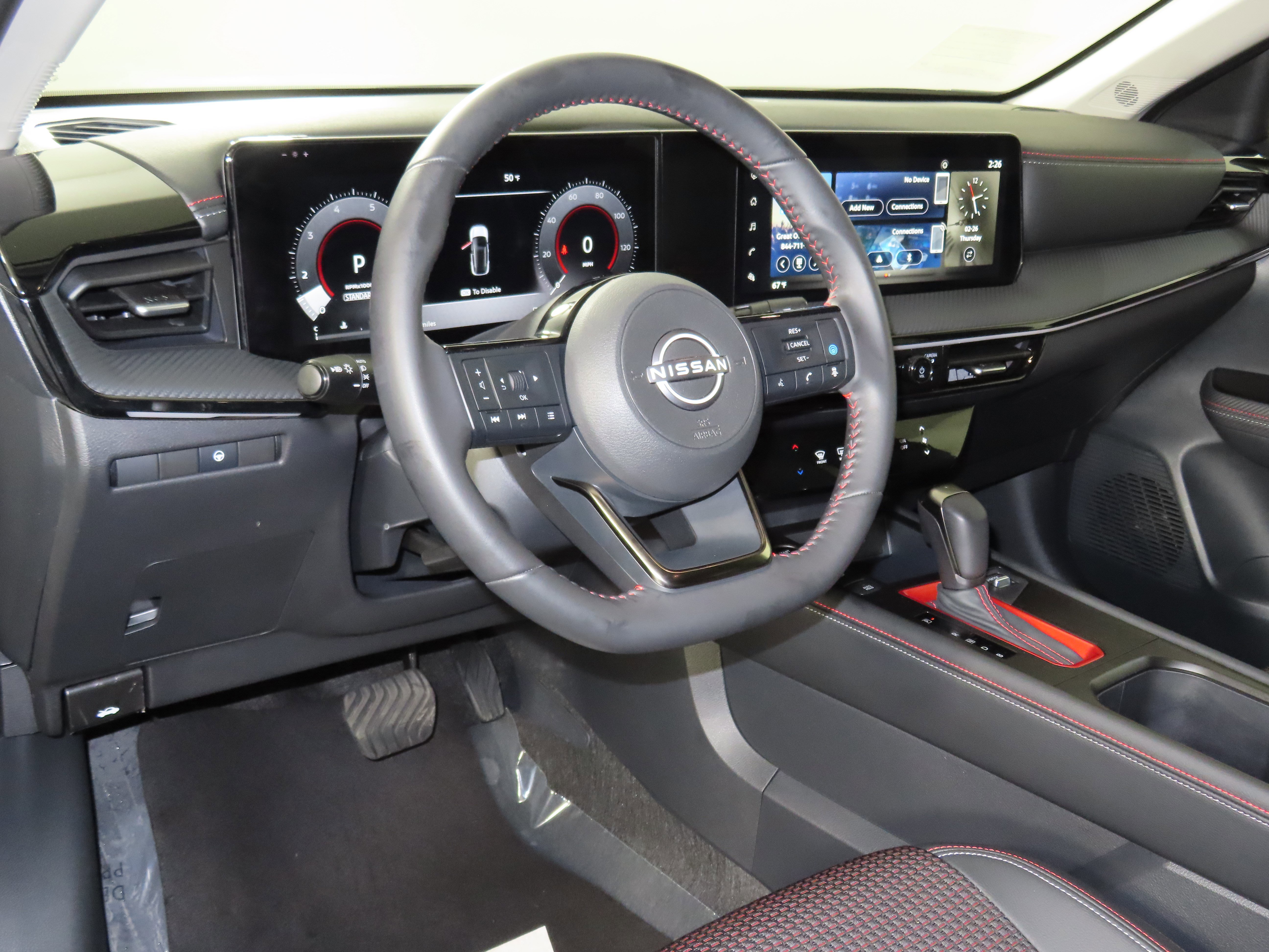 Certified 2025 Nissan Kicks SR image 34