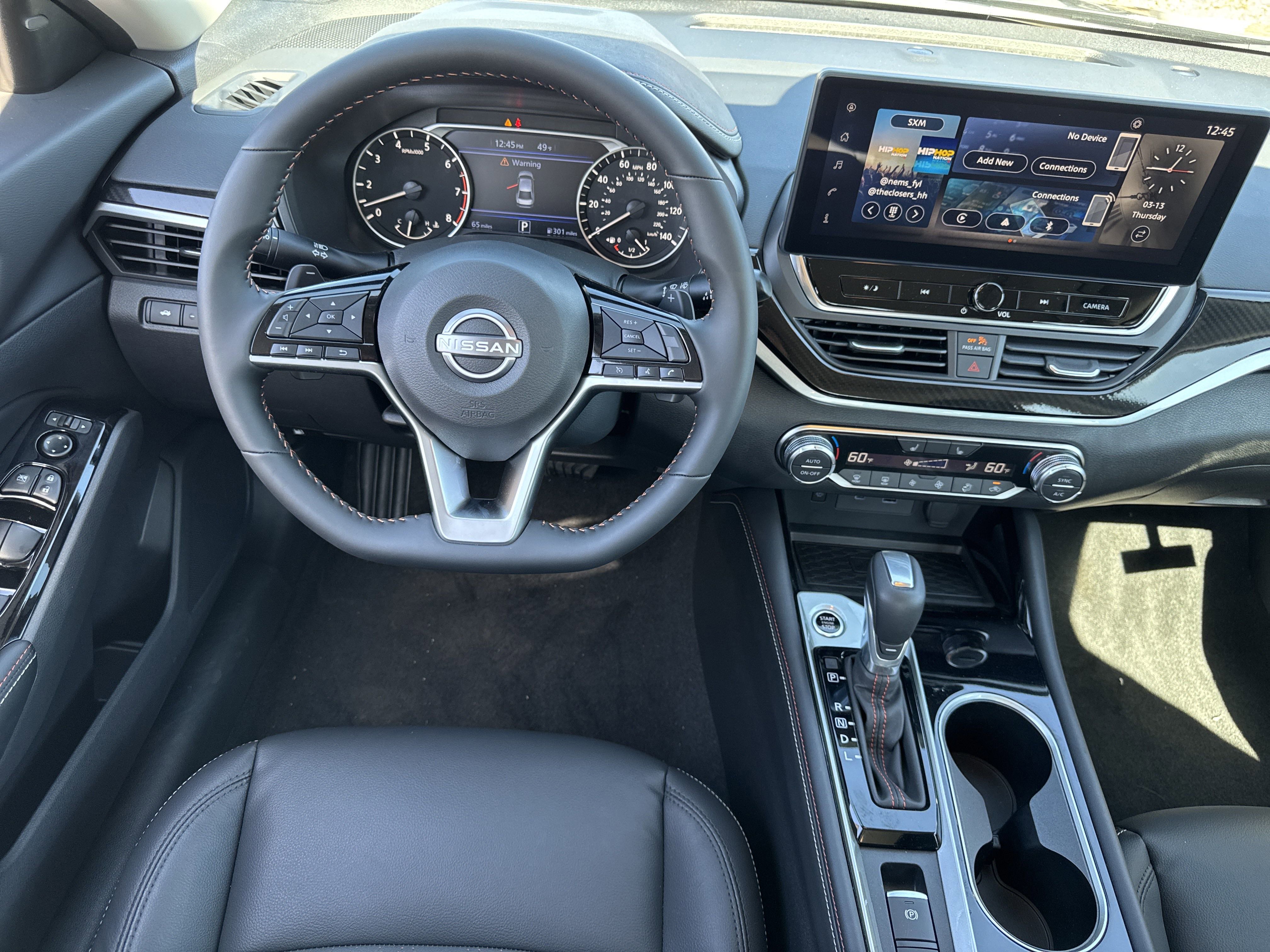 New 2025 Nissan Altima 2.5 SR w/ SR Premium Package AWD/4WD image 14