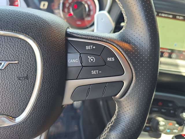 Used 2017 Dodge Challenger SRT Hellcat RWD image 23