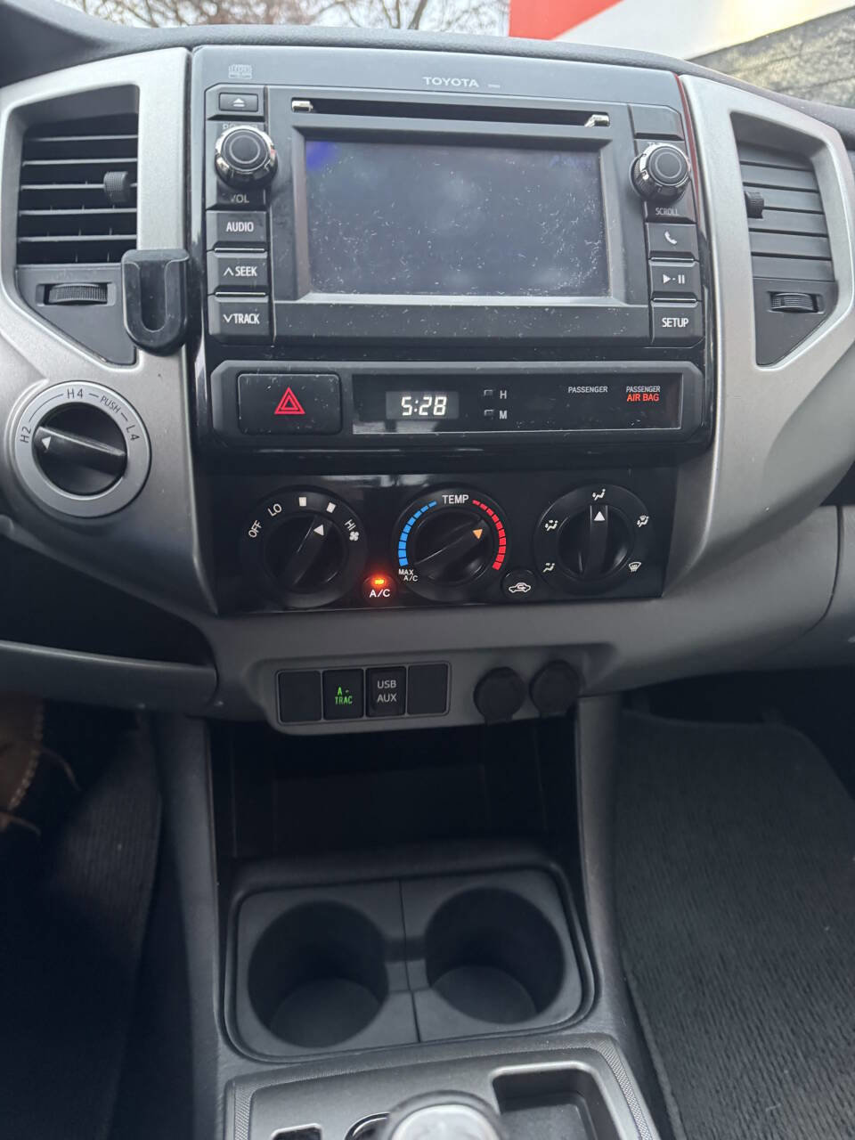 Used 2013 Toyota Tacoma V6 4x4 4dr Access Cab 6.1 ft S image 24