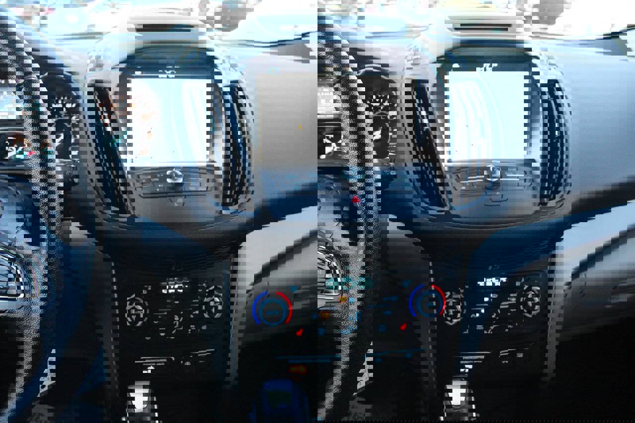 Used 2018 Ford Escape SEL image 15