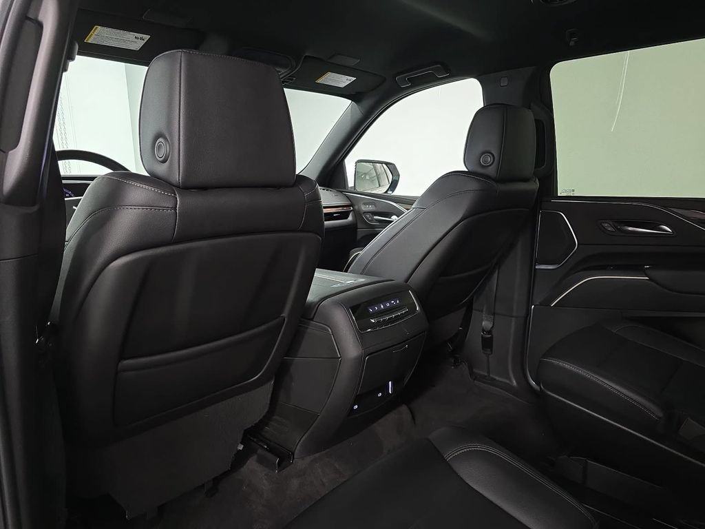 Used 2023 Cadillac Escalade ESV Luxury AWD/4WD image 26