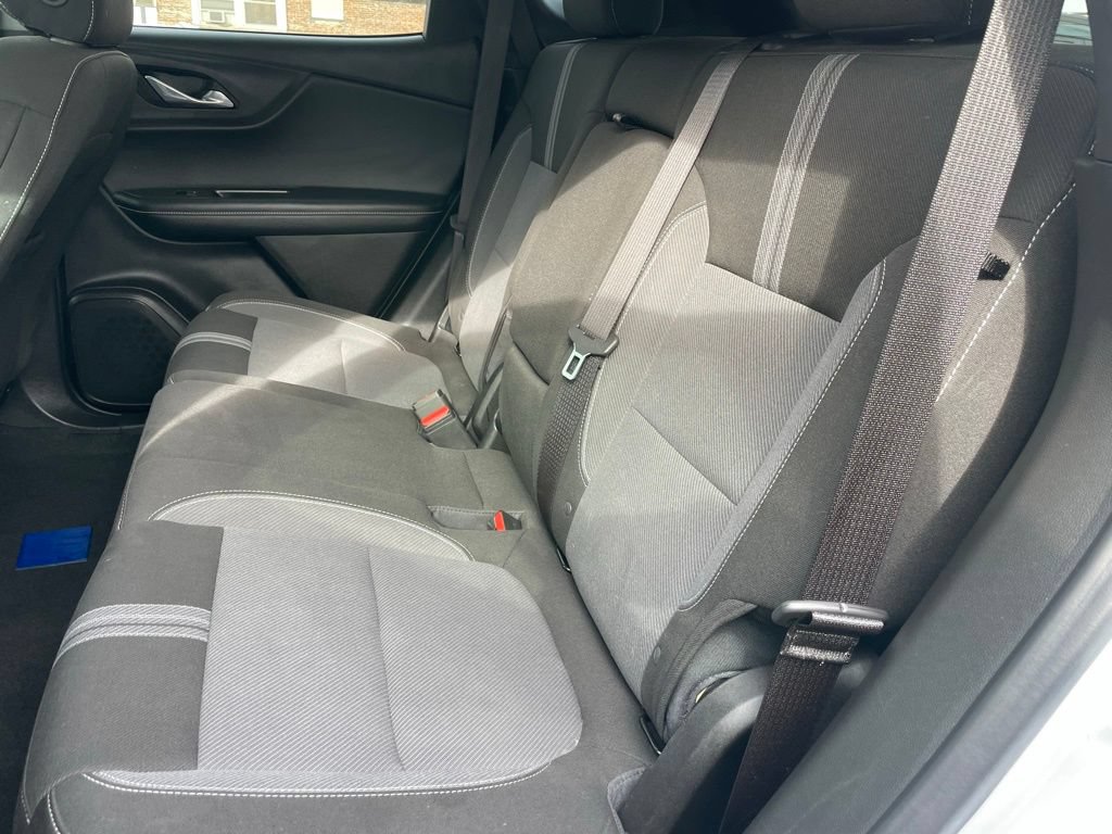 Used 2025 Chevrolet Blazer LT AWD/4WD image 7