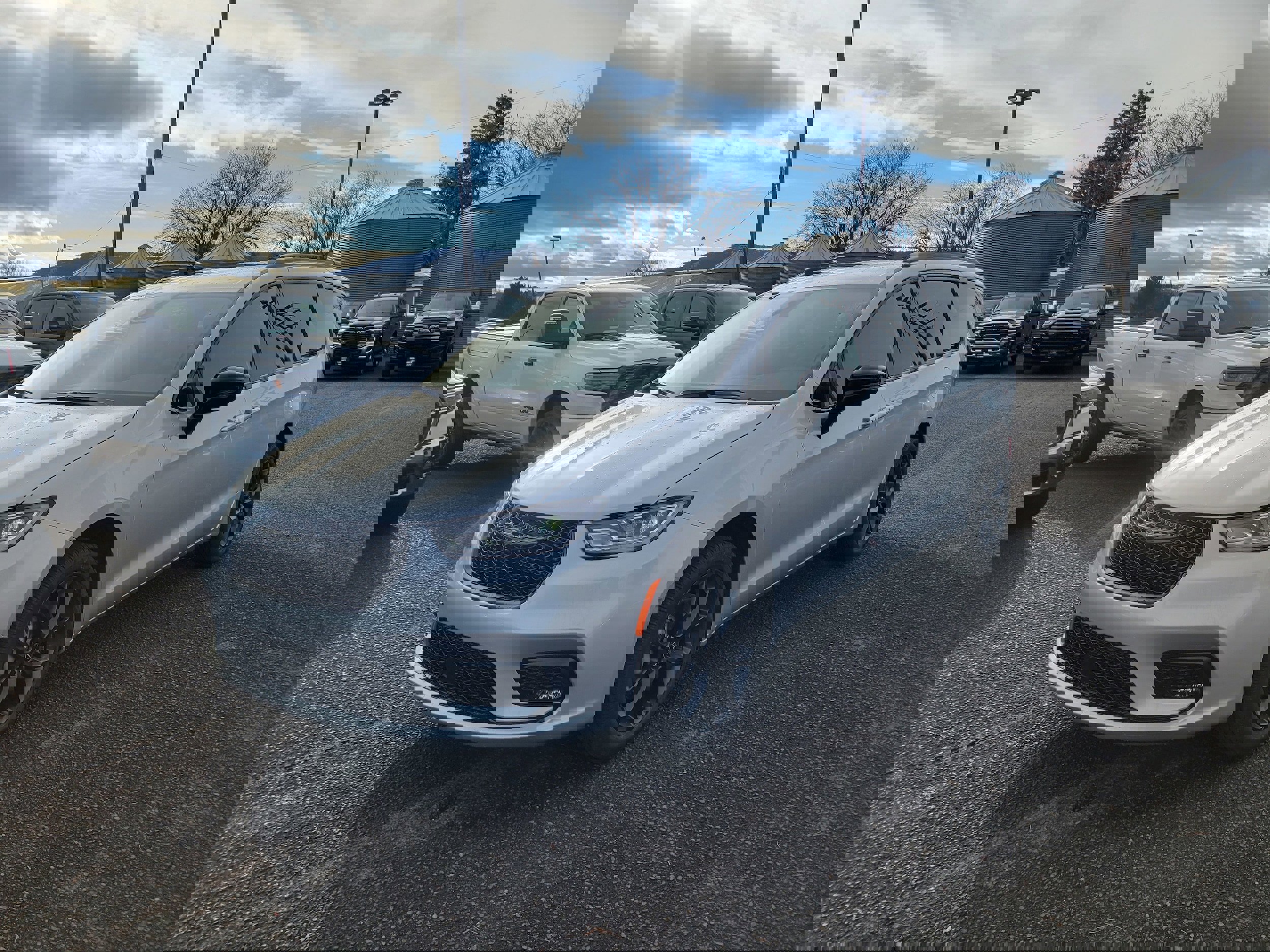 New 2026 Chrysler Pacifica Select image 15