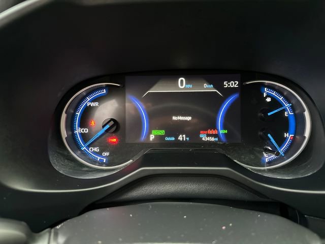 Certified 2024 Toyota RAV4 LE image 29