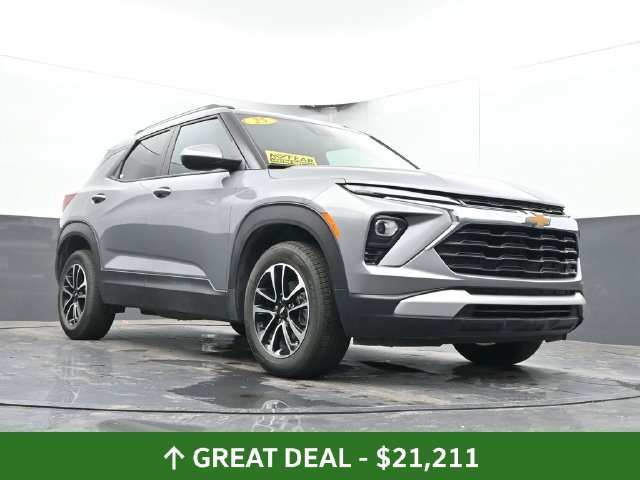Used 2025 Chevrolet TrailBlazer LT AWD/4WD image 48