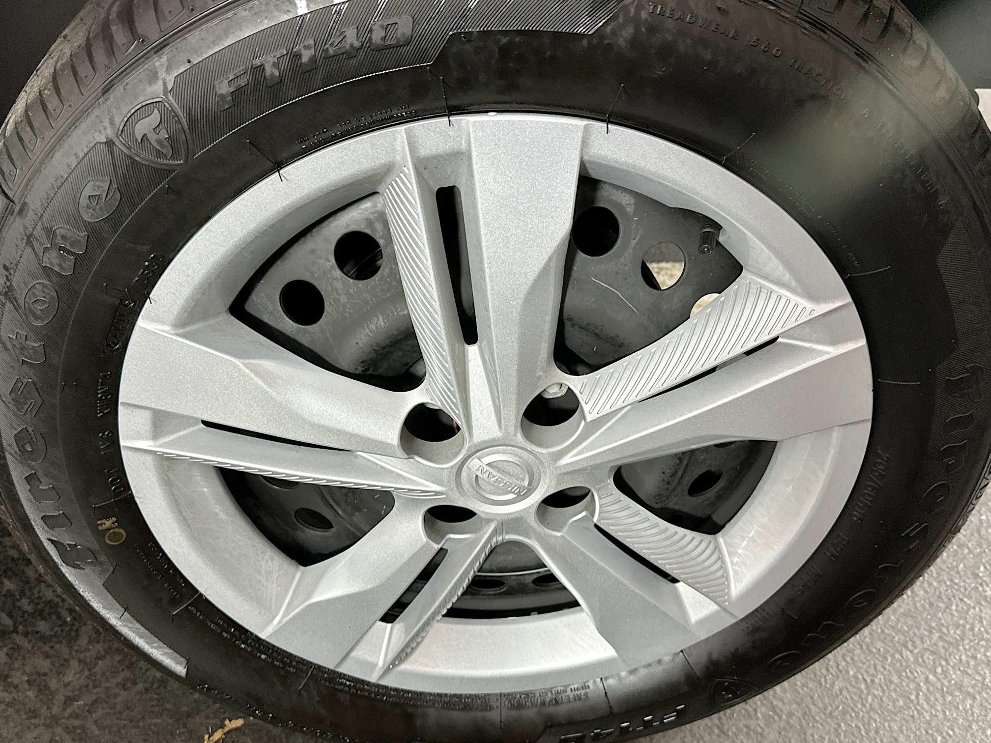 Used 2024 Nissan Kicks S image 11