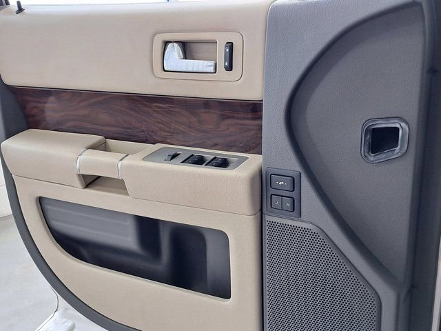 Used 2012 Ford Flex SEL w/ Equipment Group Order Code image 19