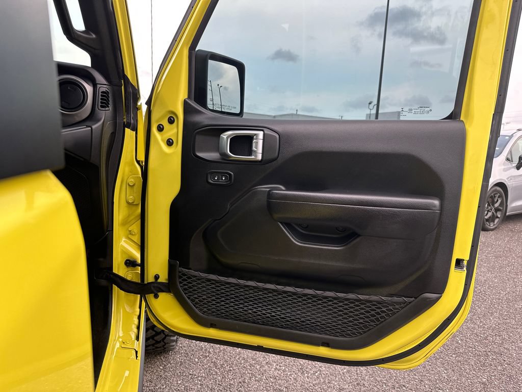 Used 2022 Jeep Wrangler Sport AWD/4WD image 14