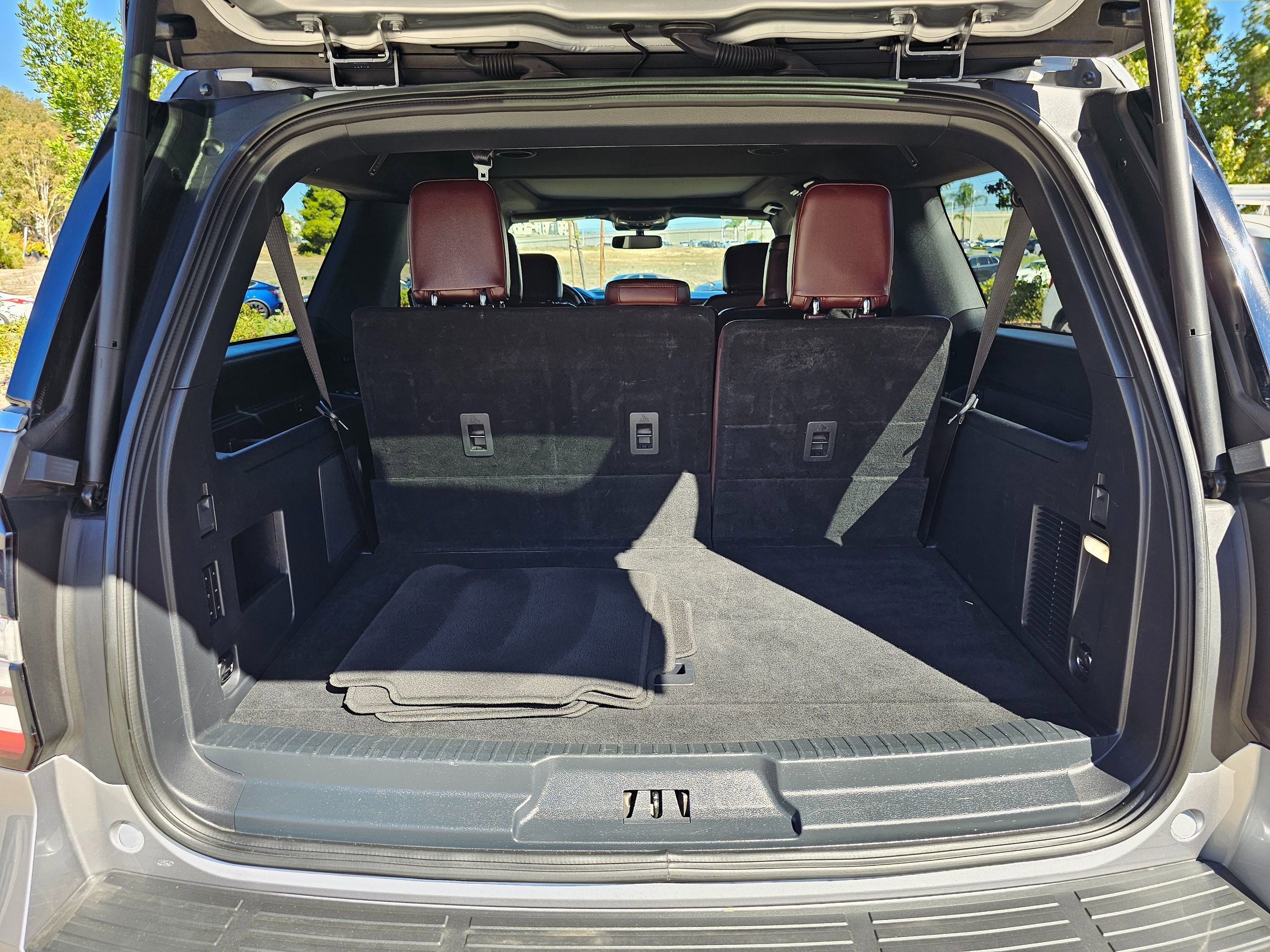 Used 2024 Ford Expedition Max Limited AWD/4WD image 29