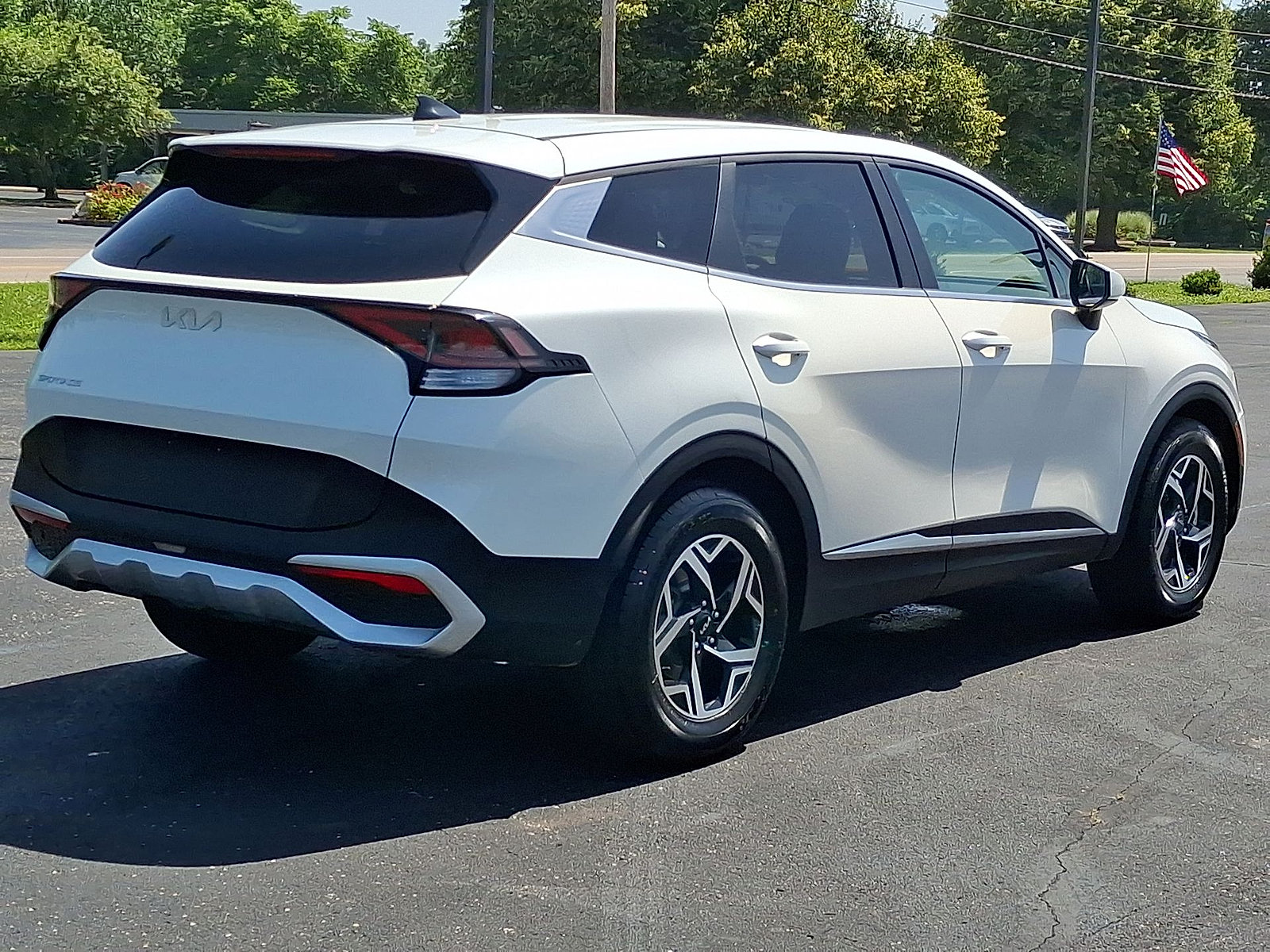 Used 2024 Kia Sportage LX FWD image 24
