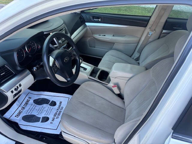Used 2014 Subaru Outback 2.5i AWD/4WD image 7
