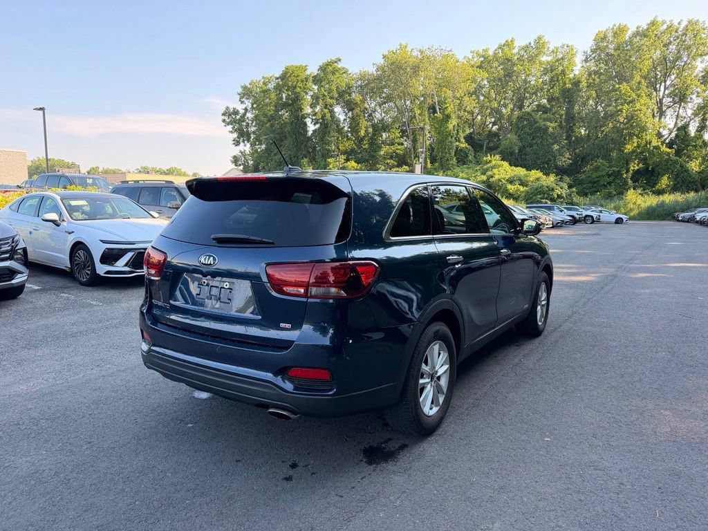 Used 2019 Kia Sorento AWD image 4