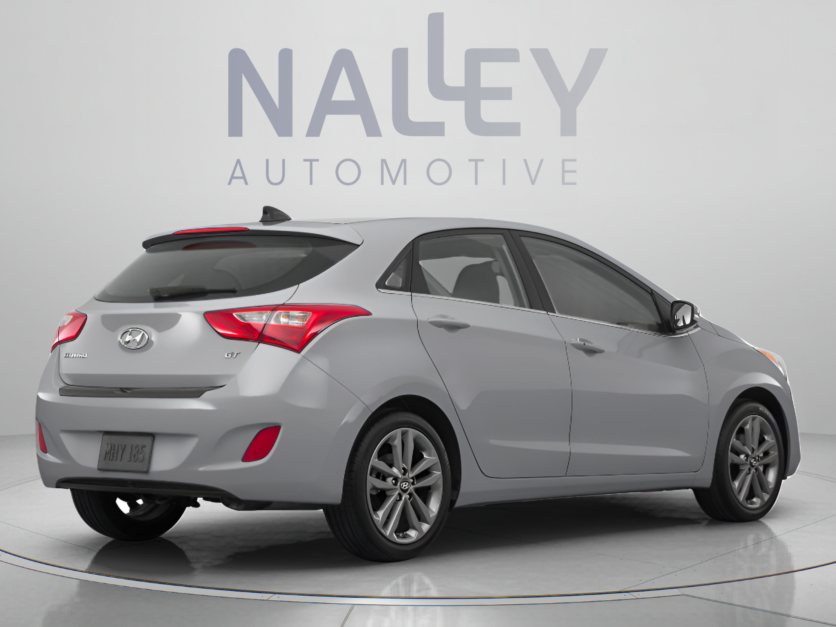 Used 2017 Hyundai Elantra GT FWD image 3