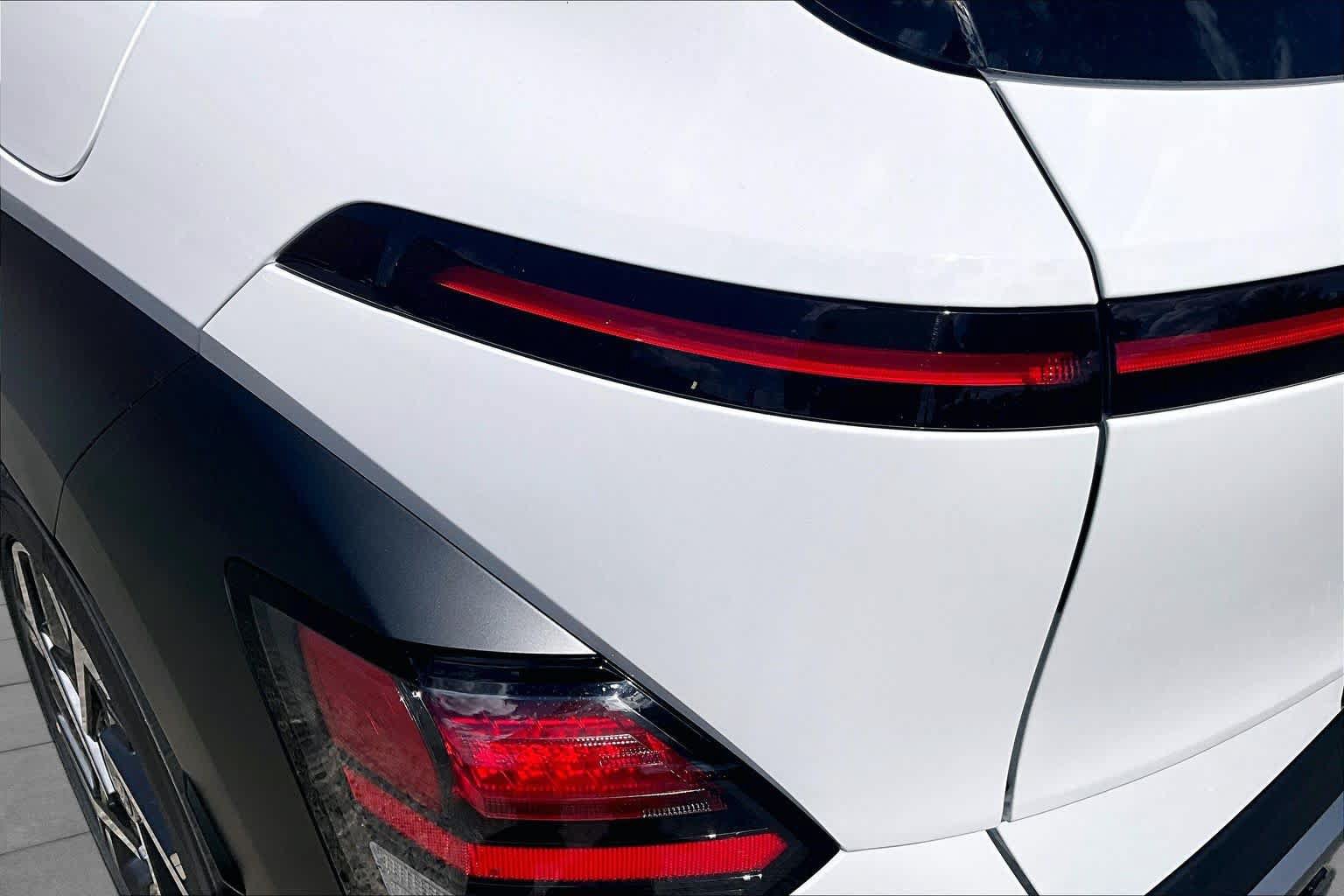 New 2026 Hyundai Kona SEL Premium FWD image 12