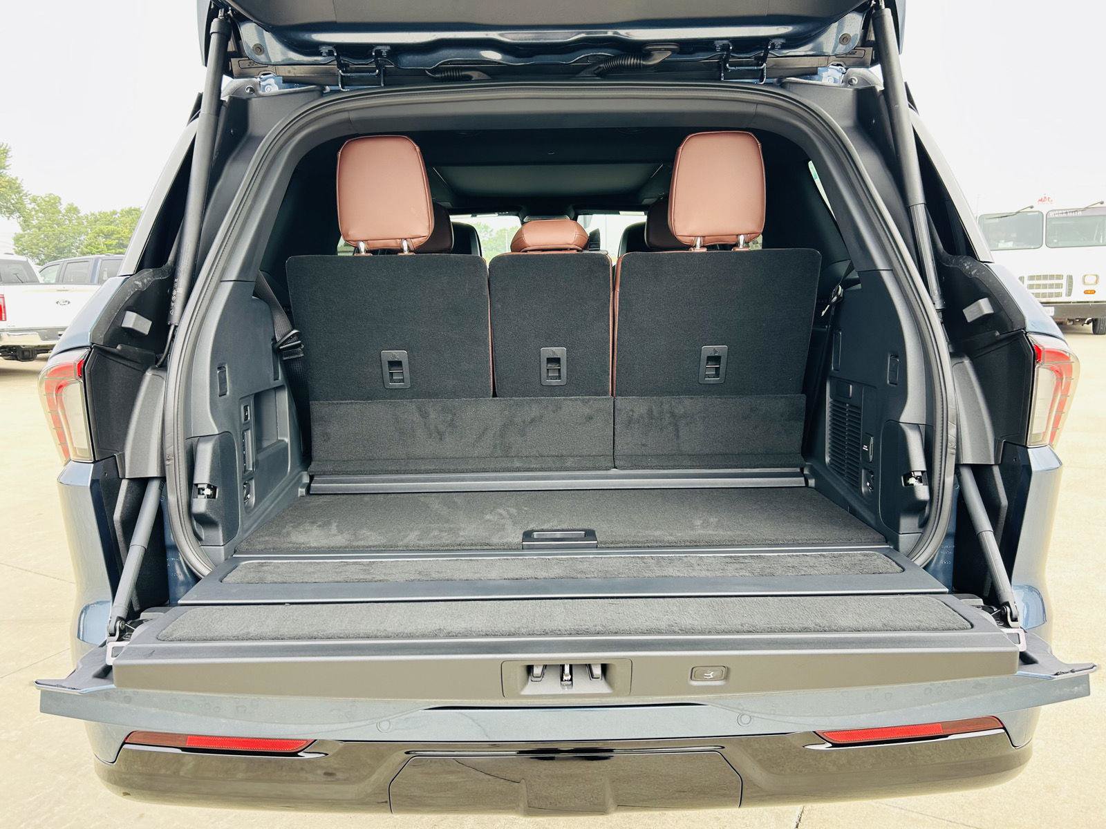 New 2027 Lincoln Navigator Reserve AWD/4WD image 43