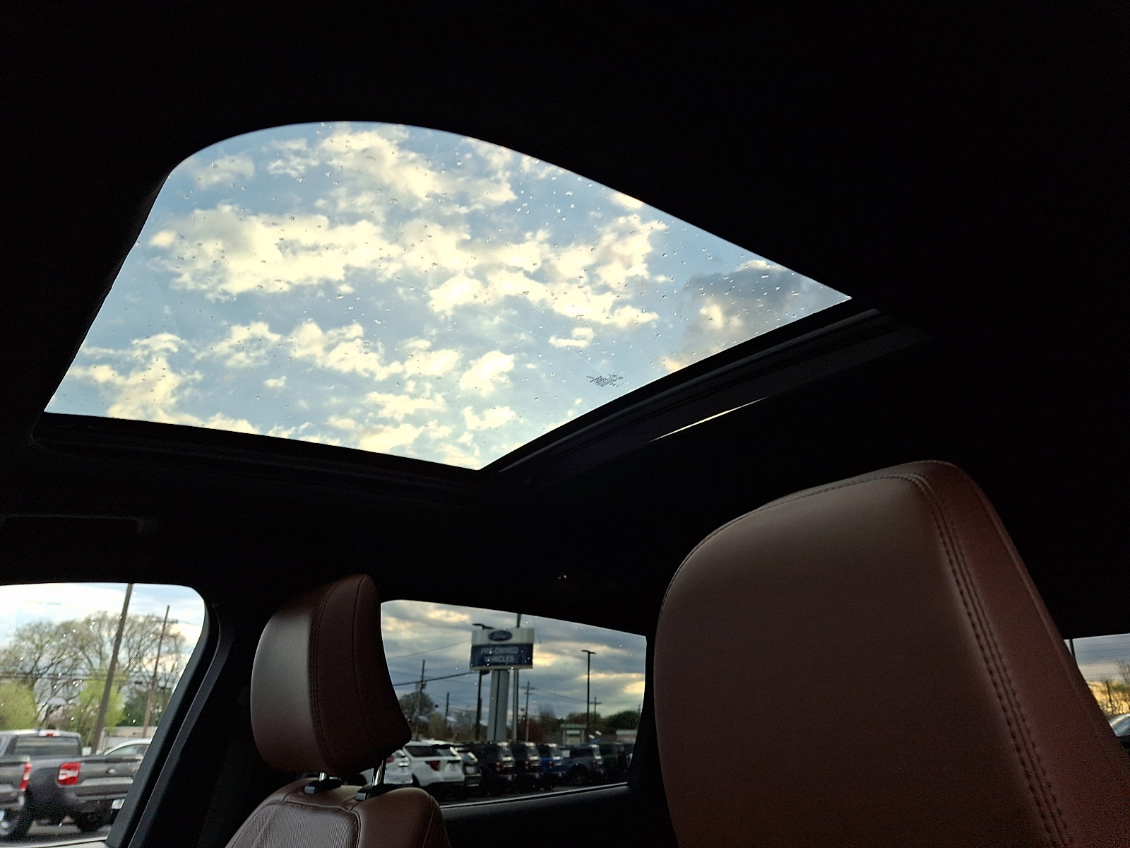 Certified 2023 Lincoln Nautilus Reserve w/ Equipment Group 201A image 16