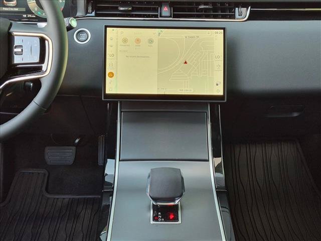 New 2026 Land Rover Range Rover Evoque S AWD/4WD image 11