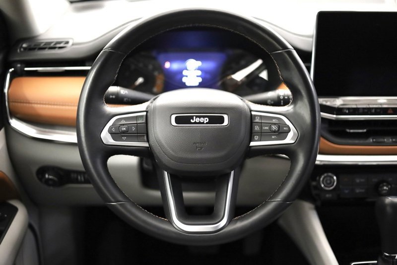 Used 2022 Jeep Compass Limited image 13