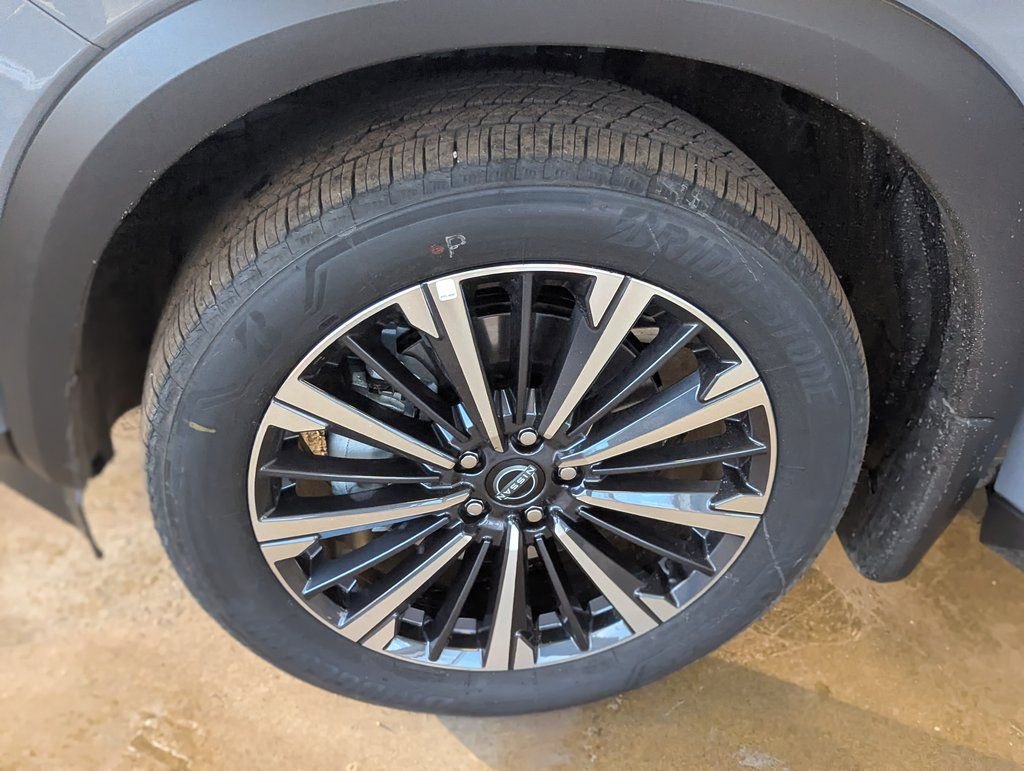 New 2026 Nissan Pathfinder Platinum image 35