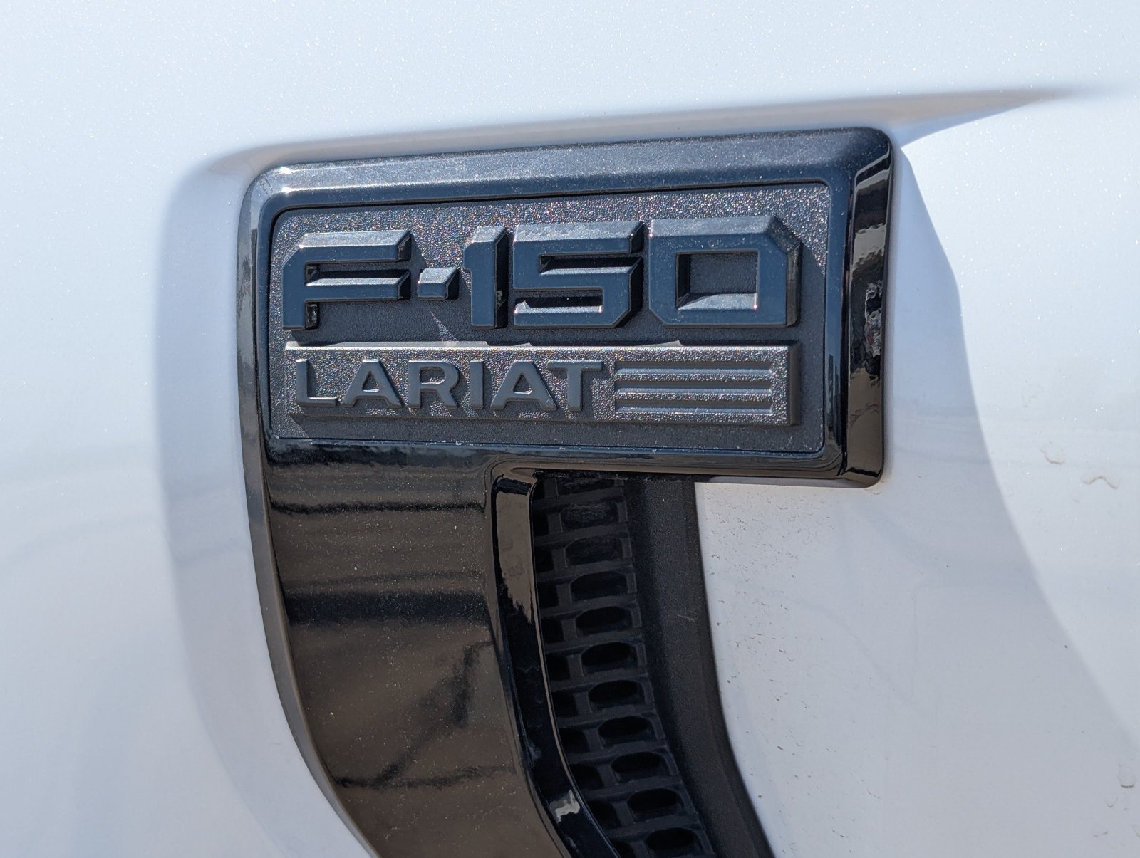 Used 2025 Ford F150 Lariat w/ Equipment Group 502A High AWD/4WD image 8