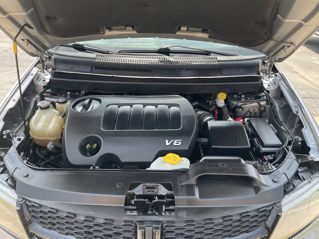 Used 2018 Dodge Journey Crossroad AWD/4WD image 12
