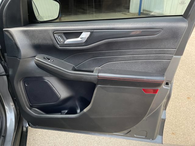 Used 2024 Ford Escape ST-Line w/ Tech Pack #1 AWD/4WD image 38