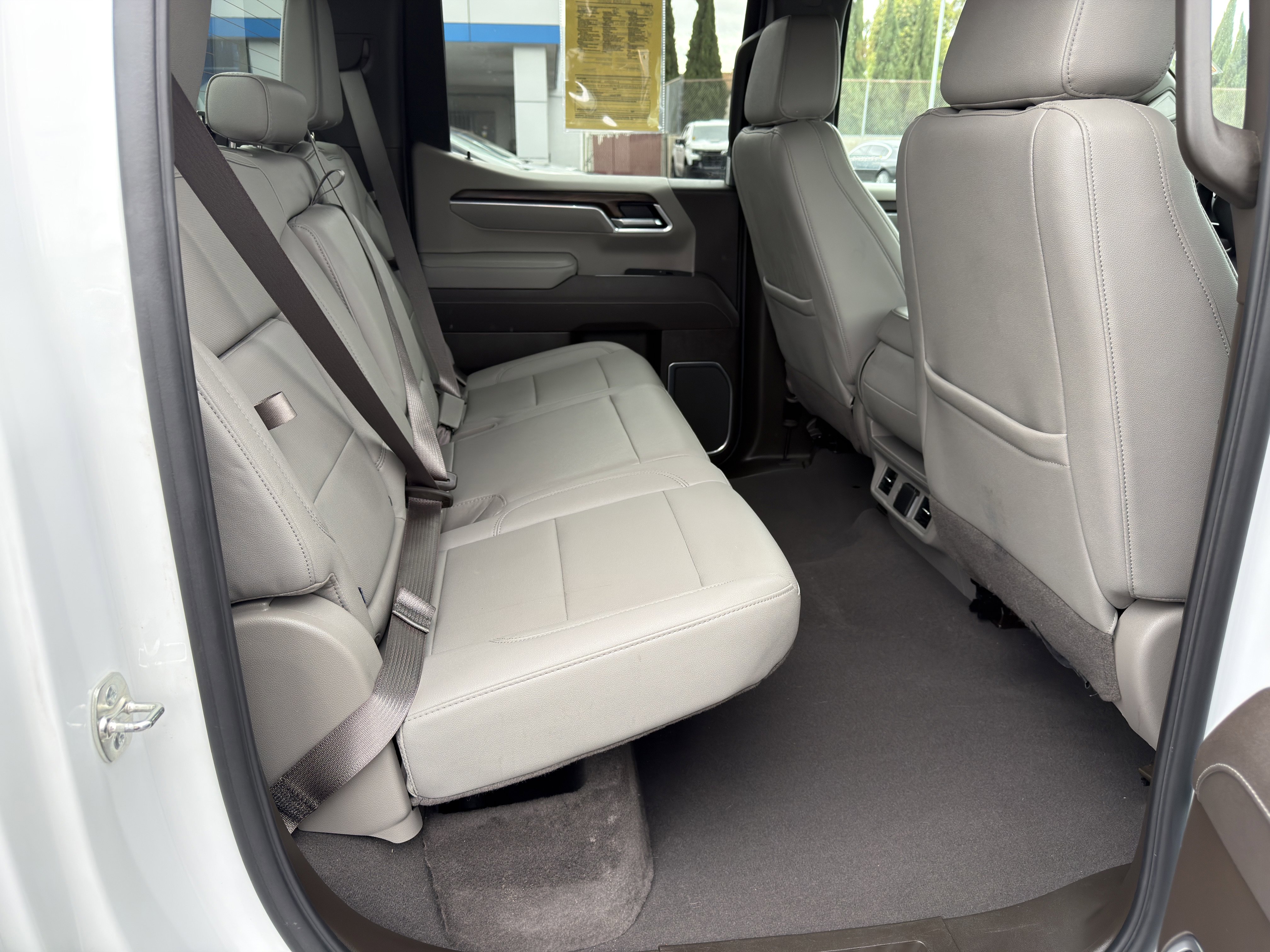 Used 2026 GMC Sierra 1500 SLT RWD image 12