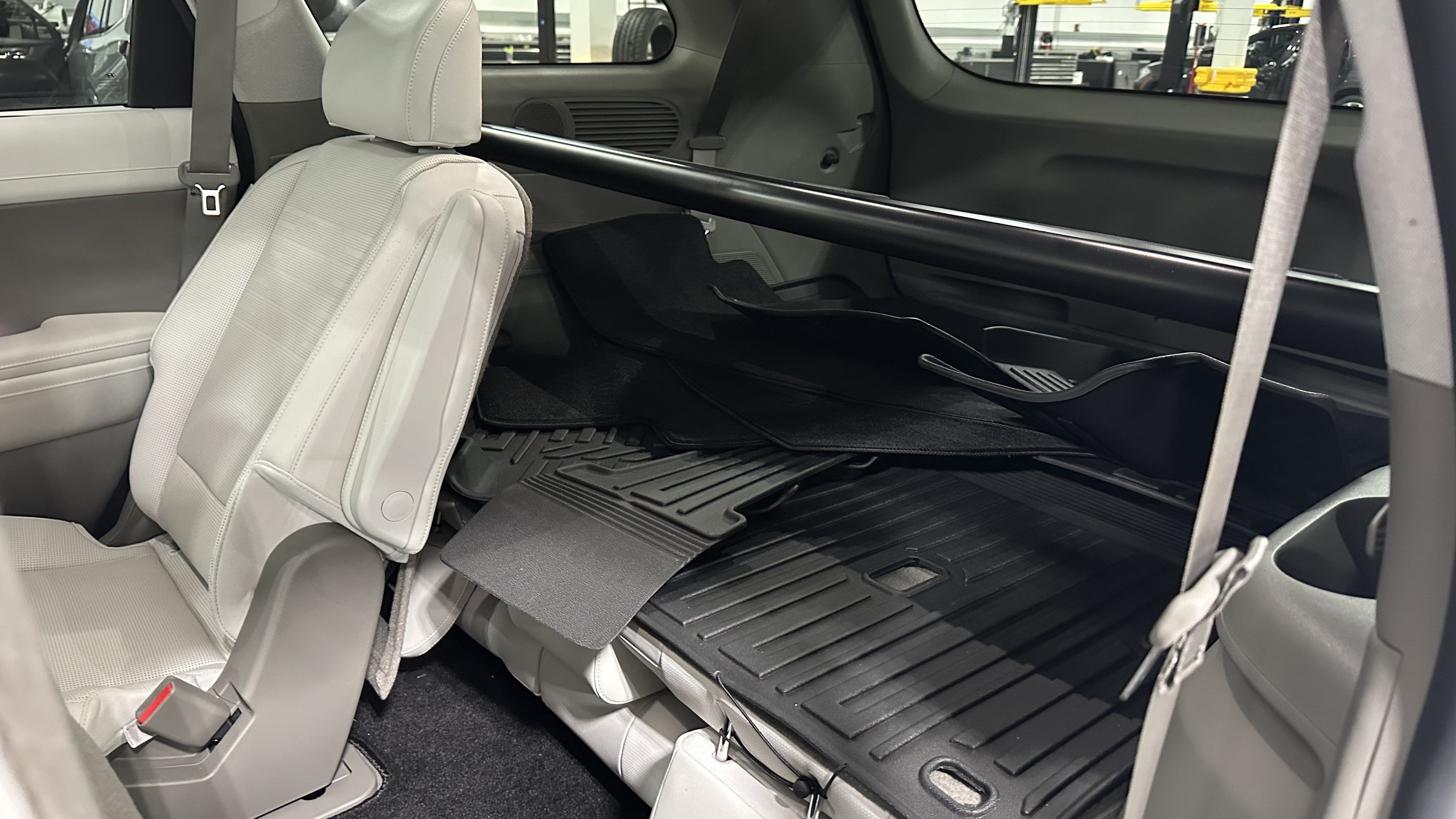 Used 2026 Hyundai Palisade Limited FWD image 32
