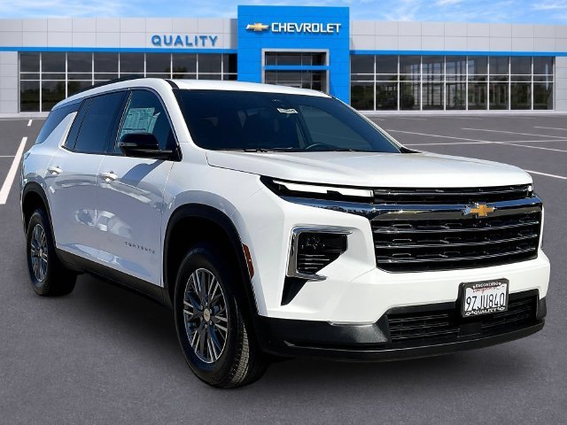 Used 2026 Chevrolet Traverse LT w/ Driver Confidence Package