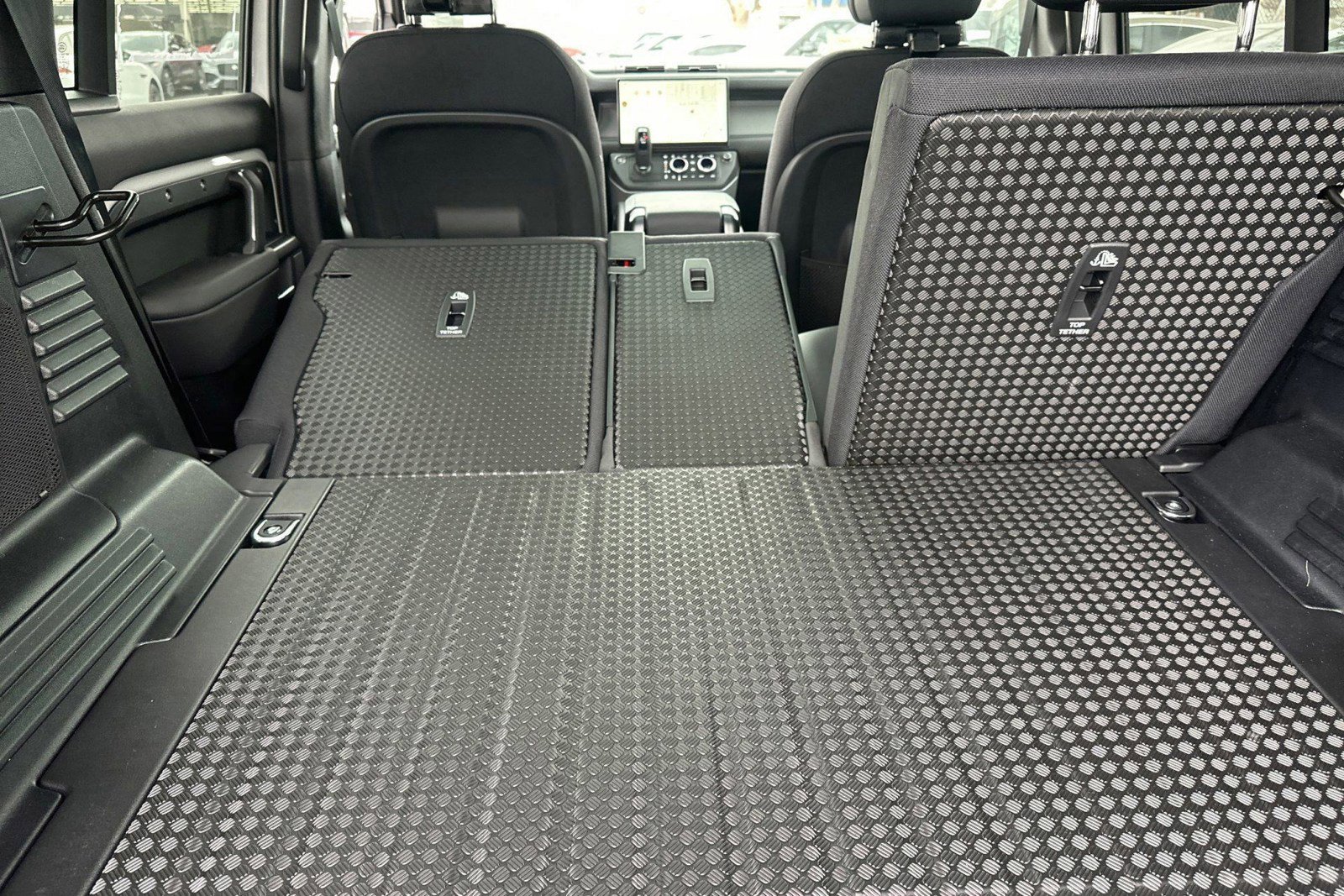 New 2026 Land Rover Defender 110 X AWD/4WD image 28