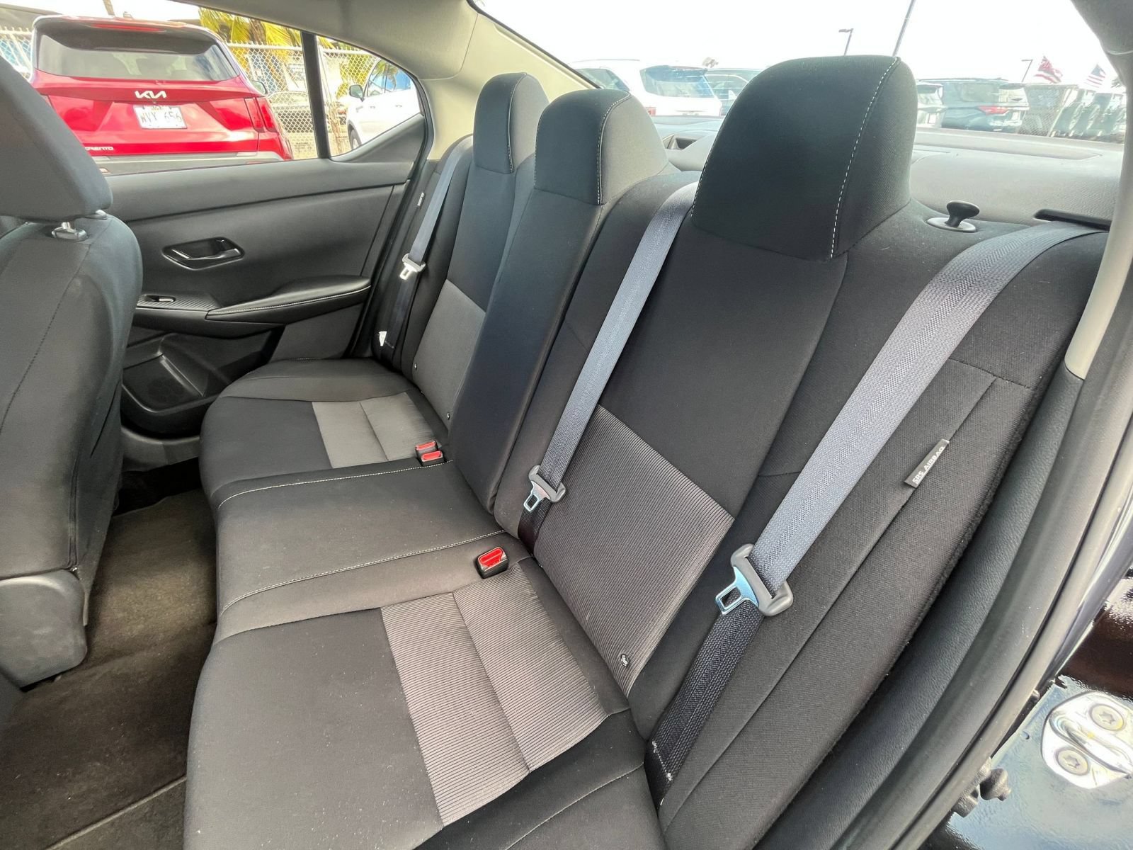 Used 2025 Nissan Sentra SV FWD image 34