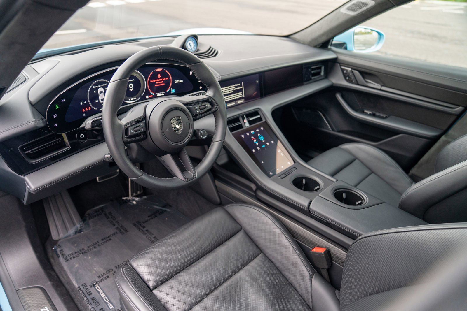 Certified 2025 Porsche Taycan Turbo image 4