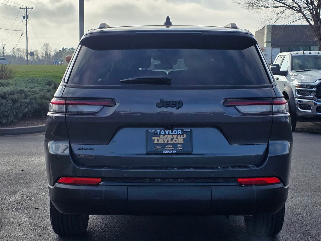 Used 2024 Jeep Grand Cherokee L Altitude image 6
