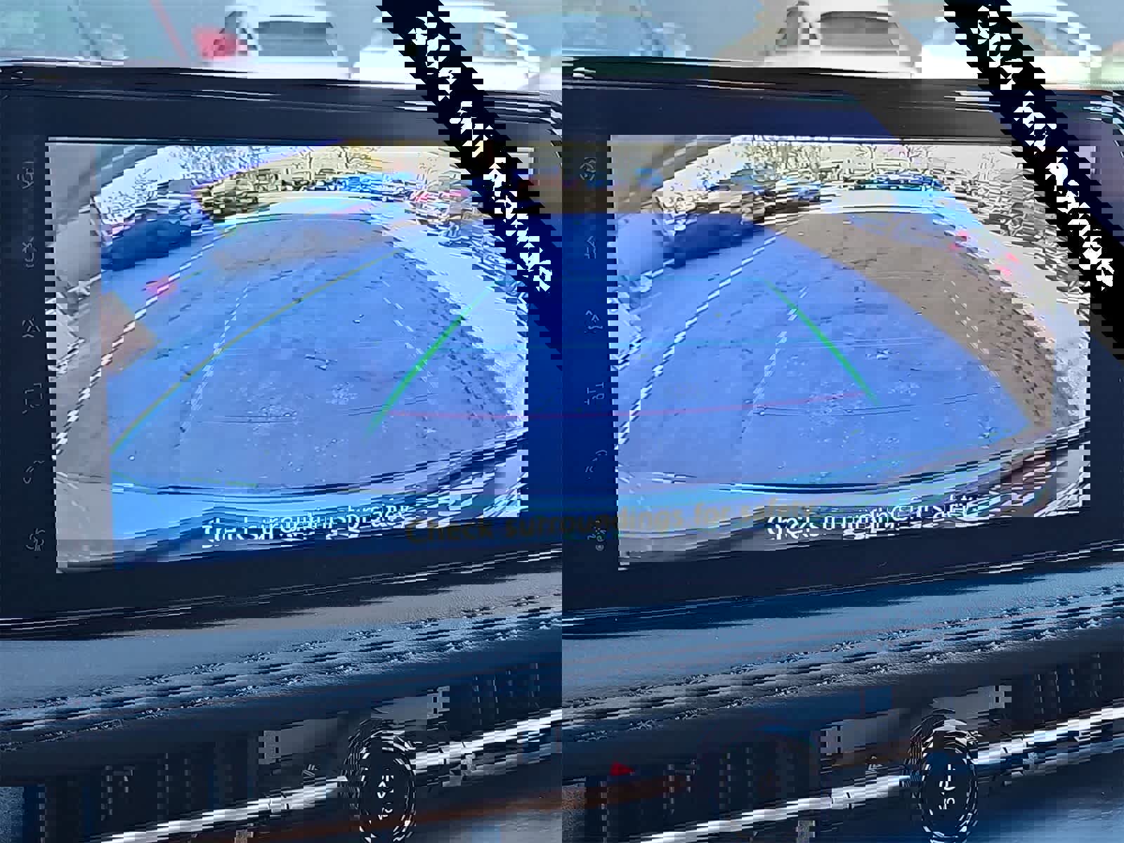 Used 2024 Nissan Ariya FWD image 26