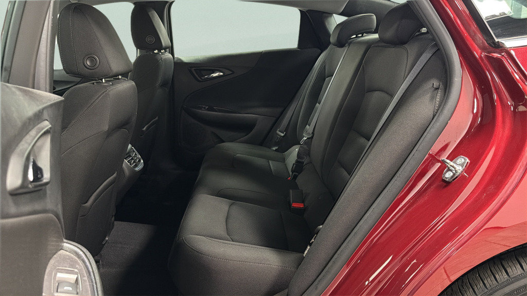 Used 2019 Chevrolet Malibu LT w/ Driver Confidence Package II FWD image 31