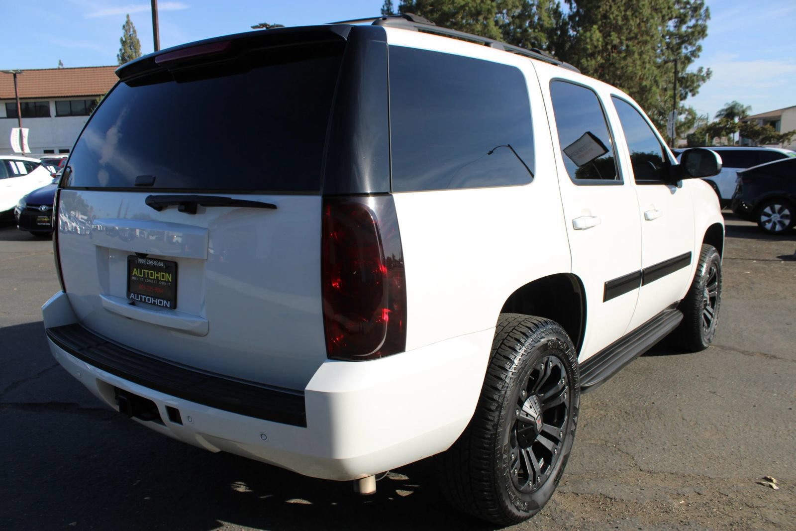 Used 2013 GMC Yukon SLT AWD/4WD image 36