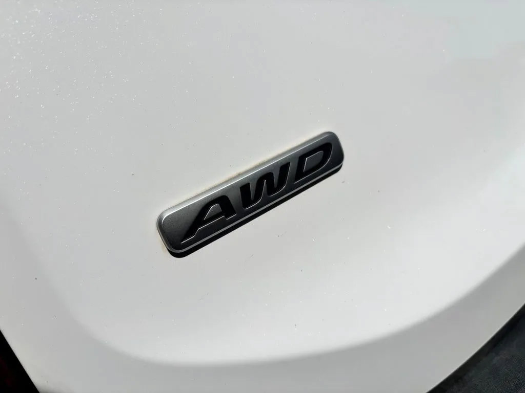 Used 2021 Kia Telluride LX AWD/4WD image 10